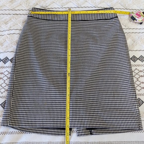 Banana Republic houndstooth skirt - size 6P - Picture 8 of 8